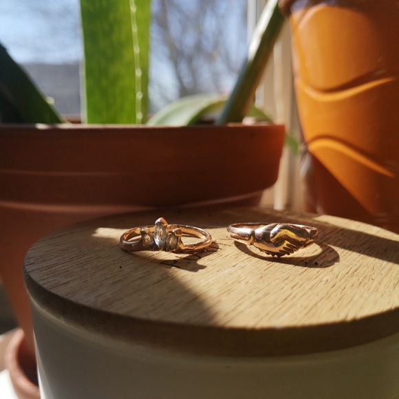 GoldenGrove Engagement Ring and Wedding Band Set - Picture 4 of 4